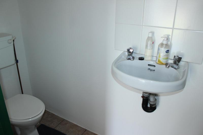 To Let 1 Bedroom Property for Rent in Churchill Estate Western Cape